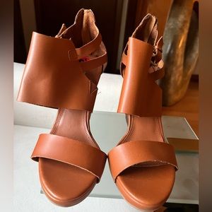 Express tan wedges - size 10